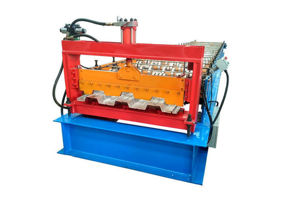 Chain Drive Customizable Floor Deck Roll Forming Machine With 45 Rollers